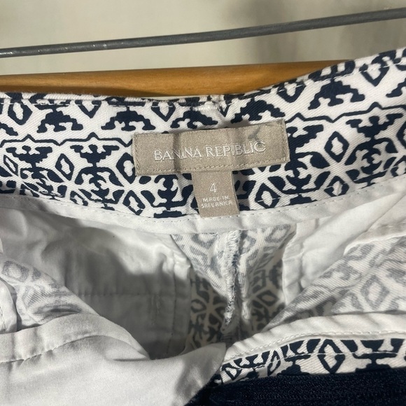 Banana Republic Shorts navy/white design size 4 - Picture 5 of 5